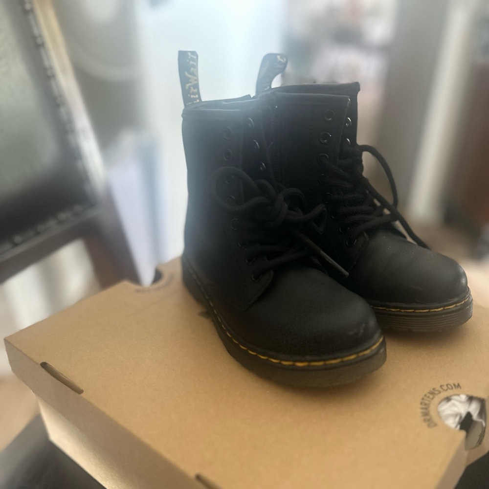 Dr. Martens Toddler Size 11